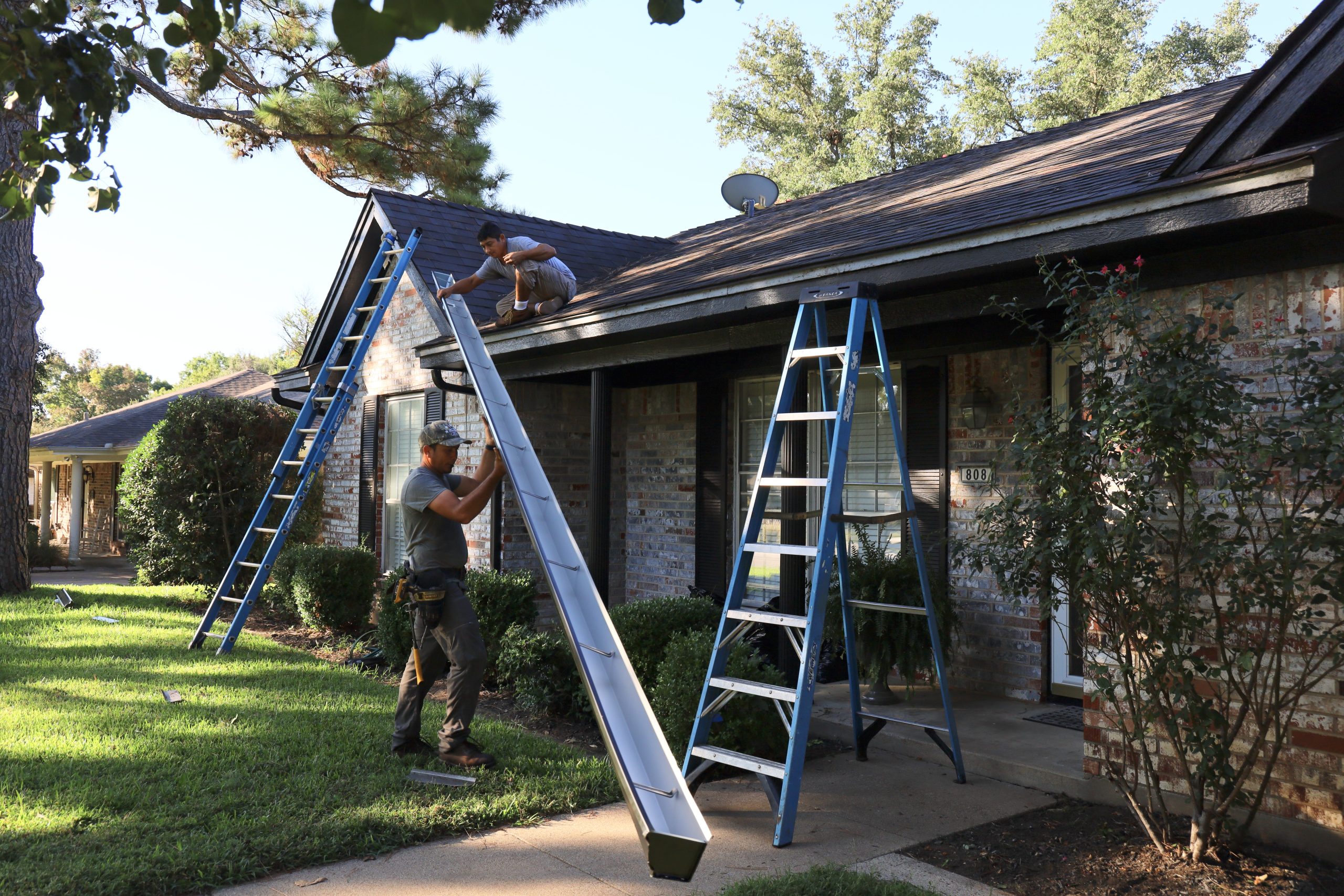 Gutter Installation photo 11