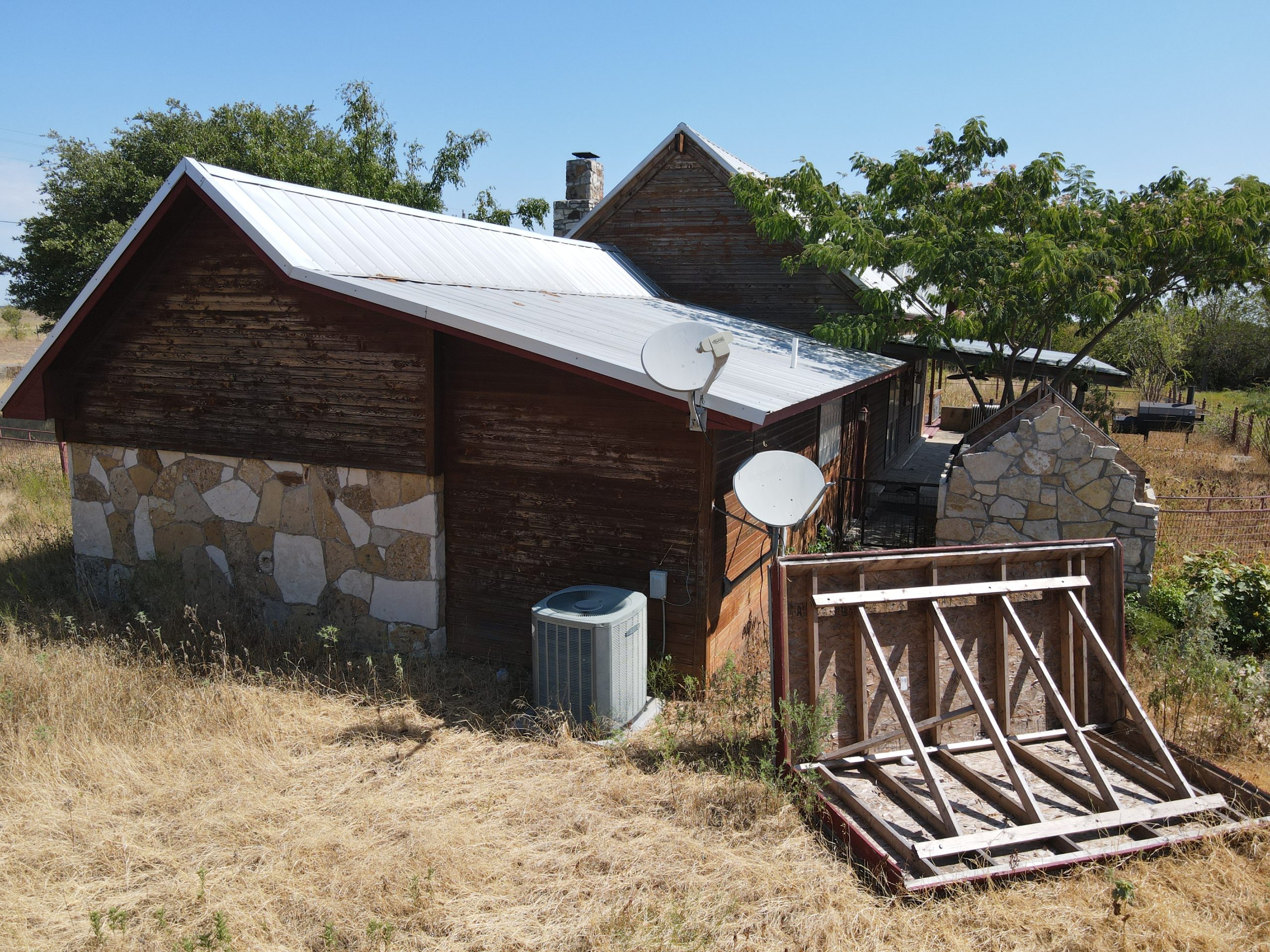 Wellhouse Build And Kitchen Gut On A 1920s Home photo 17