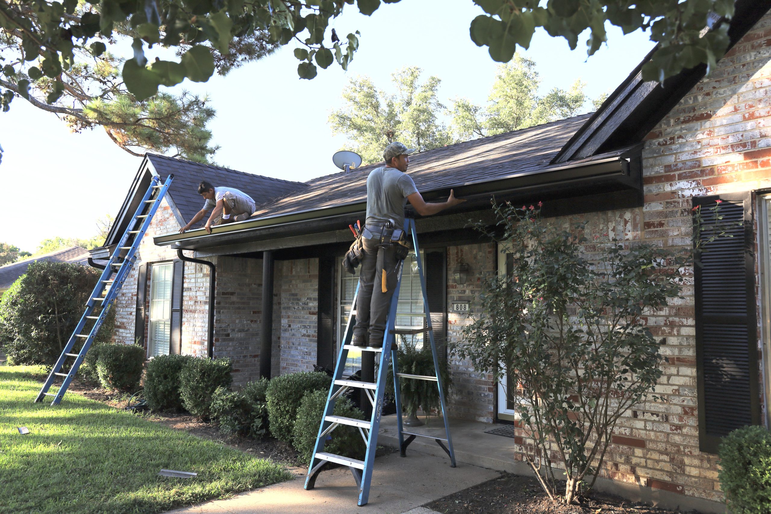 Gutter Installation photo 12