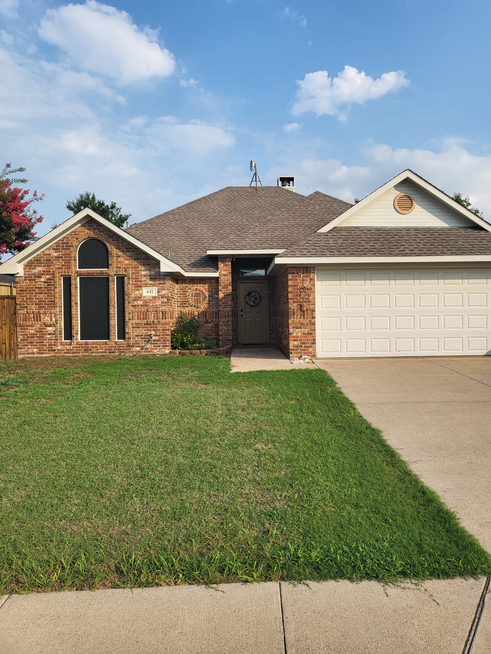 Roof Replacement With New Soffit And Fascia photo 7