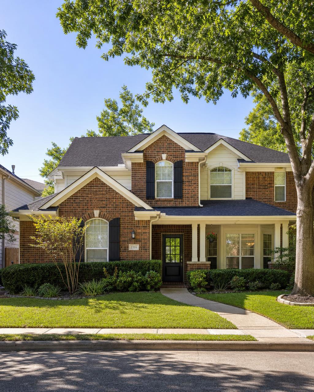 New roof and gutters on a home in an established Fort Worth, TX neighborhood